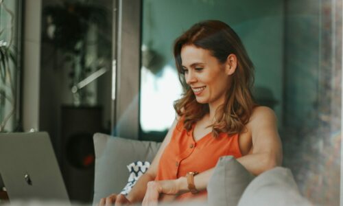 Women looking at her laptop